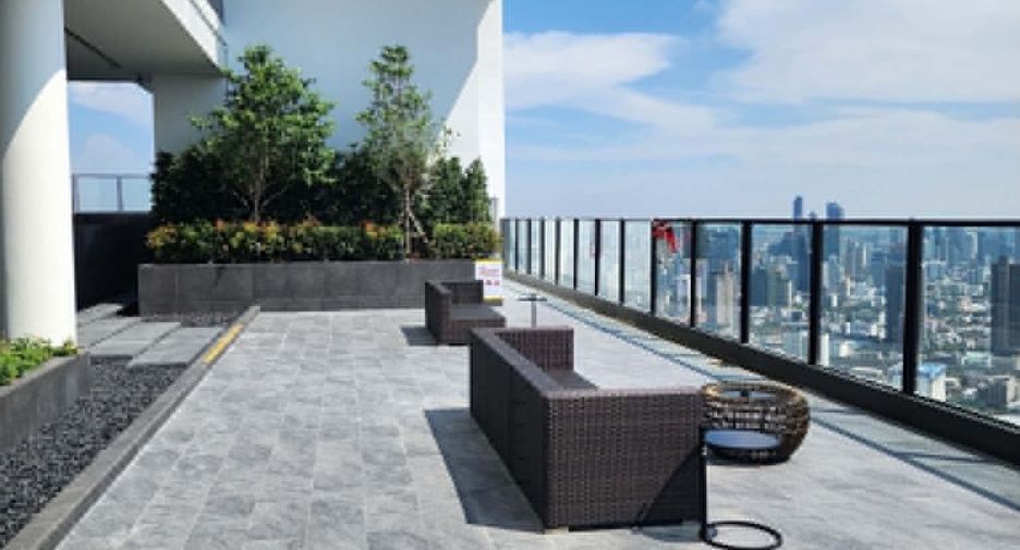 For rent 1 bed condo in Huai Khwang, Bangkok