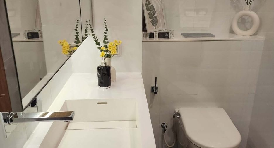 For rent 1 bed condo in Huai Khwang, Bangkok