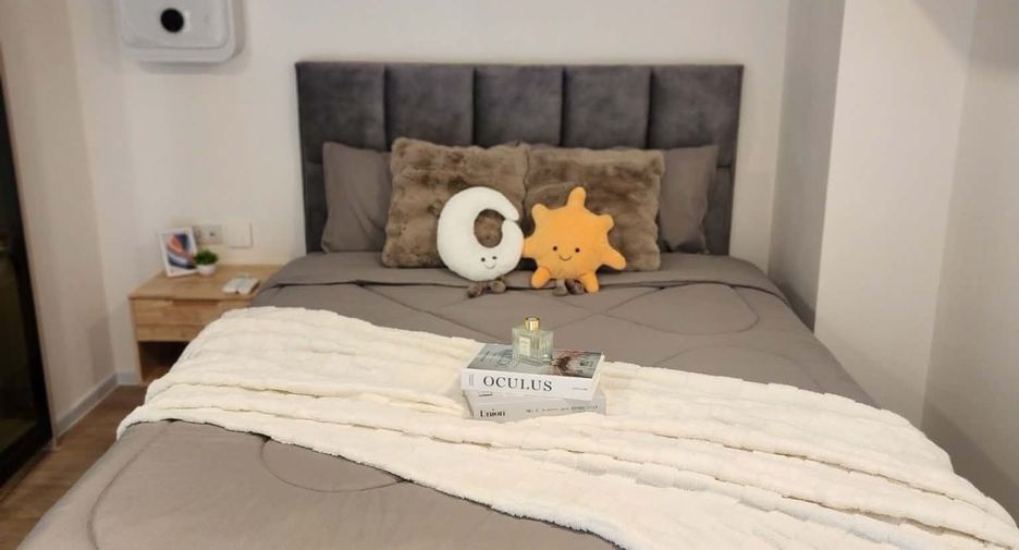 For rent 1 bed condo in Huai Khwang, Bangkok