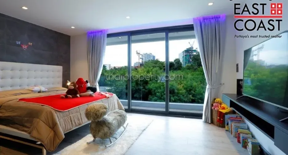 For rent and for sale 6 bedrooms house in Bang Lamung, Chonburi