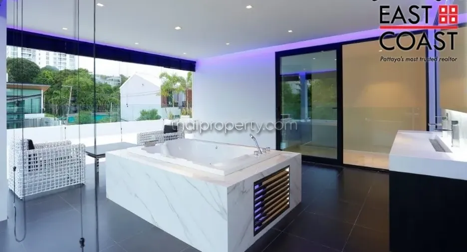 For rent and for sale 6 bedrooms house in Bang Lamung, Chonburi