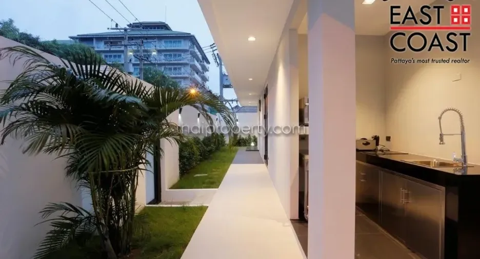 For rent and for sale 6 bedrooms house in Bang Lamung, Chonburi
