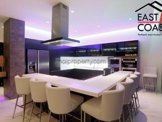 For sale and for rent 6 bedrooms house in Bang Lamung, Chonburi