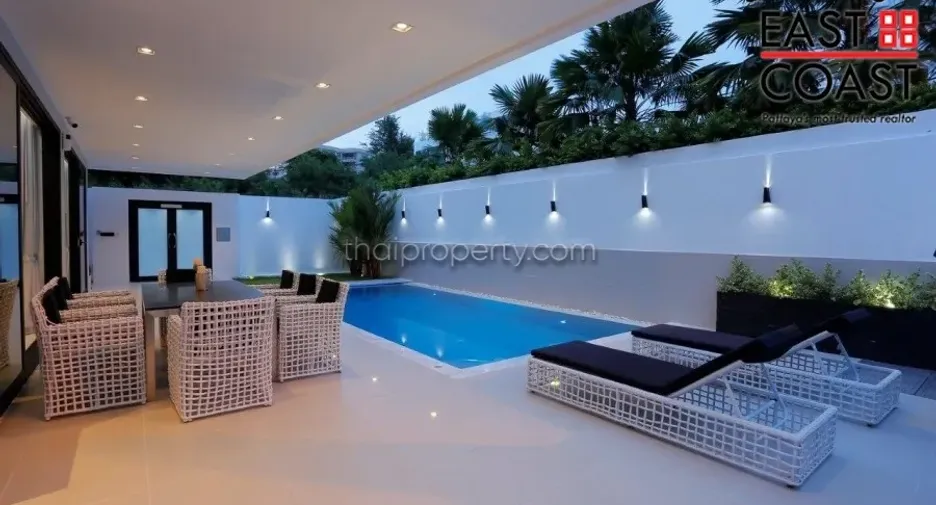 For rent and for sale 6 bedrooms house in Bang Lamung, Chonburi