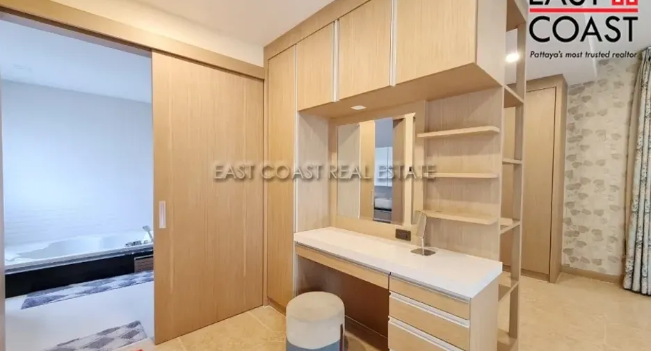 For rent and for sale 4 bedrooms house in Bang Lamung, Chonburi