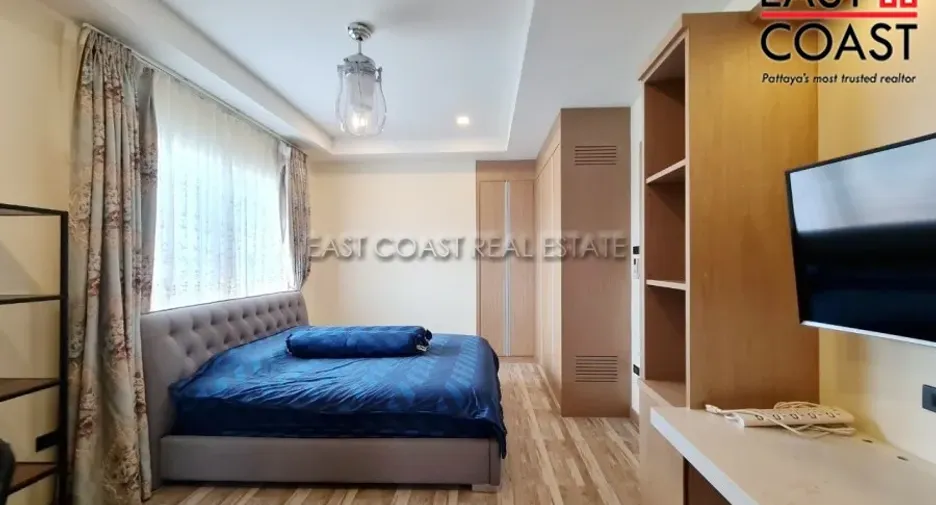 For rent and for sale 4 bedrooms house in Bang Lamung, Chonburi