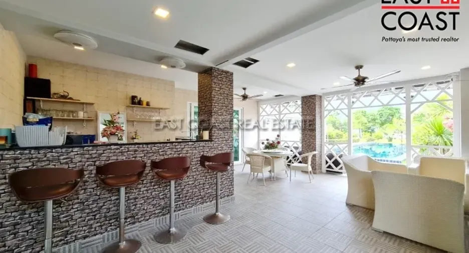 For rent and for sale 4 bedrooms house in Bang Lamung, Chonburi