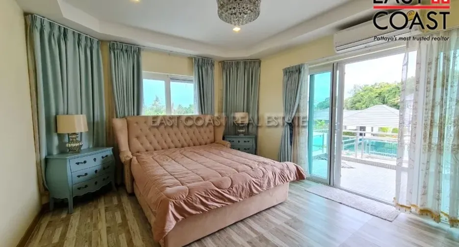 For rent and for sale 4 bedrooms house in Bang Lamung, Chonburi