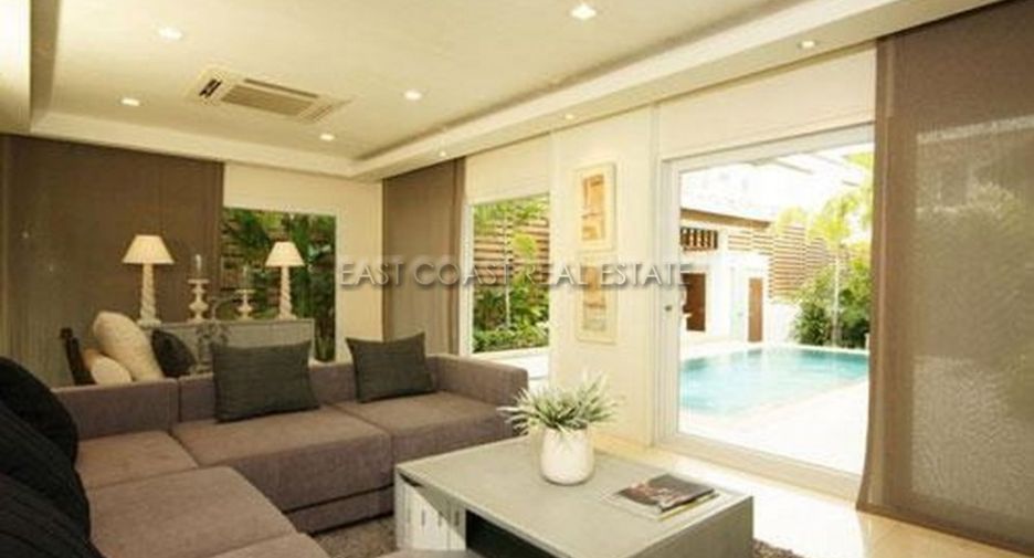 For rent 3 bedrooms house in North Pattaya, Pattaya