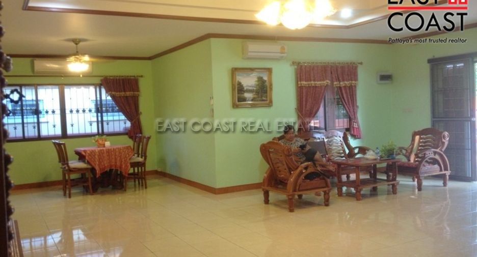 For rent 3 bedrooms house in South Pattaya, Pattaya