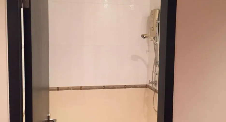 For sale 2 bedrooms condo in Pathum Wan, Bangkok