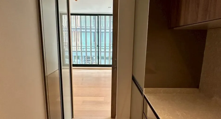 For rent 1 bed condo in Watthana, Bangkok