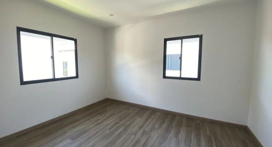 For sale 4 bedrooms house in Bang Phli, Samut Prakan