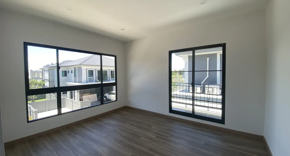 For sale 4 bedrooms house in Bang Phli, Samut Prakan