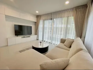 Casa en alquiler de 4 habitaciones en Bang Phli, Samut Prakan