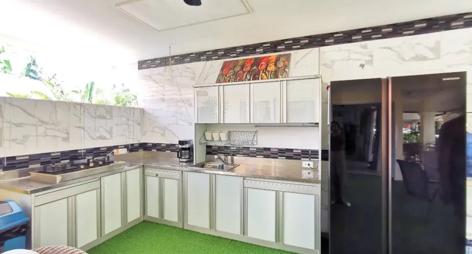 For rent 4 bedrooms villa in Pran Buri, Prachuap Khiri Khan