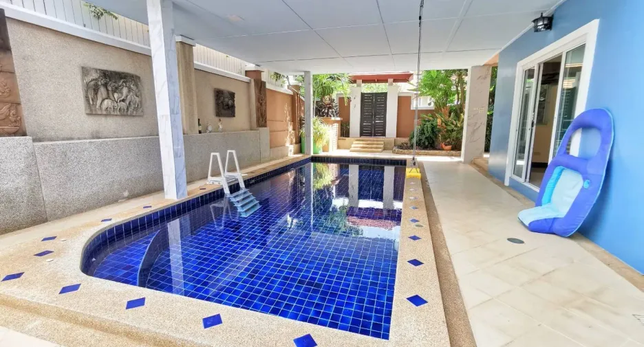 For rent 4 bedrooms villa in Pran Buri, Prachuap Khiri Khan