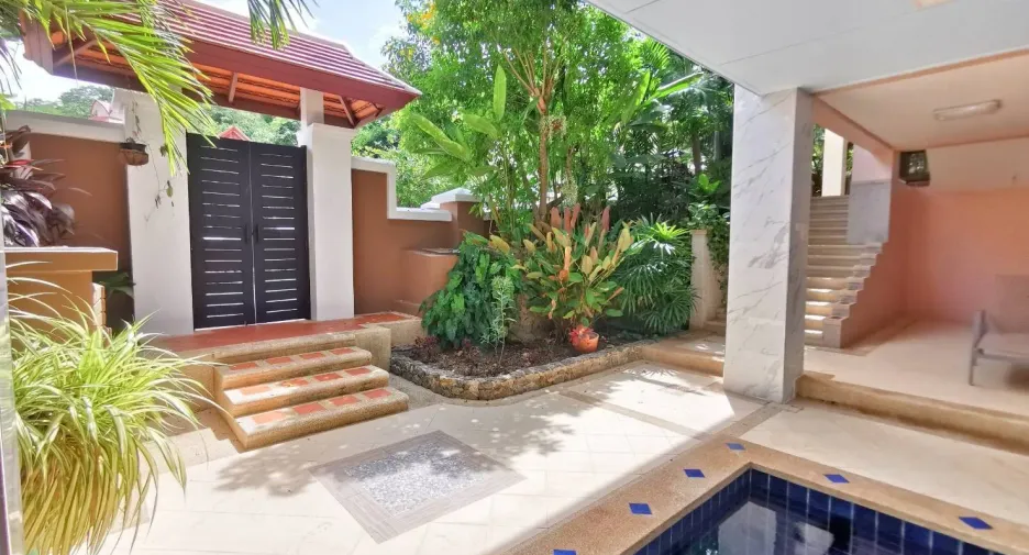 For rent 4 bedrooms villa in Pran Buri, Prachuap Khiri Khan