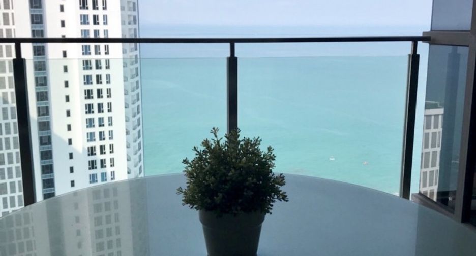 For sale 3 bedrooms condo in North Pattaya, Pattaya