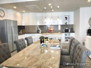 For sale 3 bedrooms condo in Bang Lamung, Chonburi