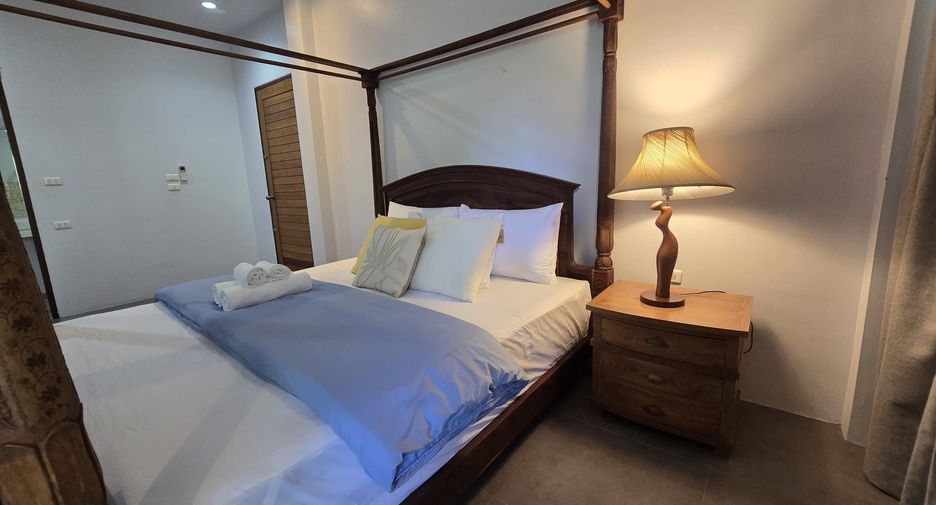 Villa en alquiler de 5 habitaciones en Mueang Phuket, Phuket