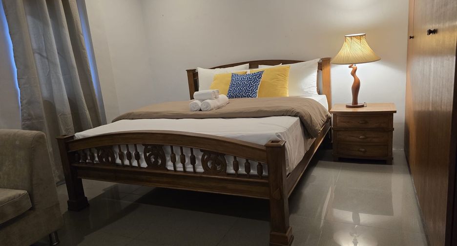 Villa en alquiler de 5 habitaciones en Mueang Phuket, Phuket