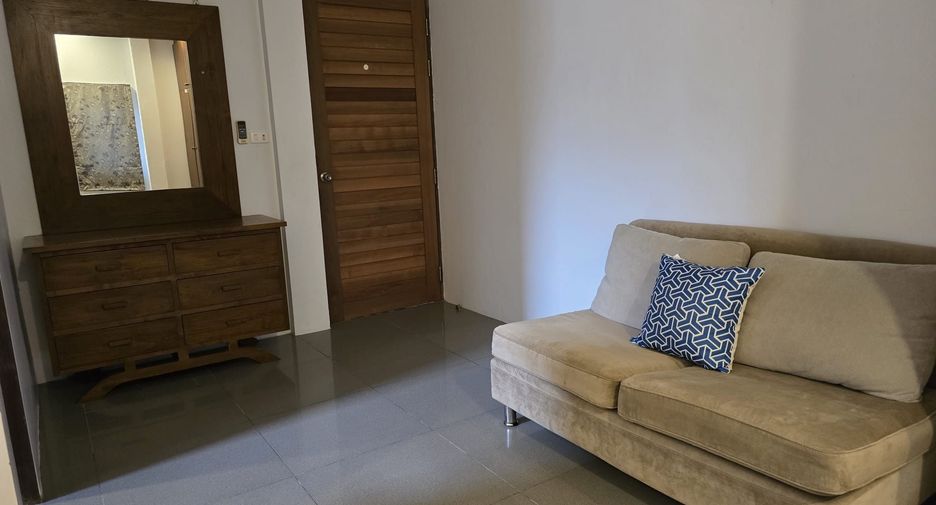Villa en alquiler de 5 habitaciones en Mueang Phuket, Phuket