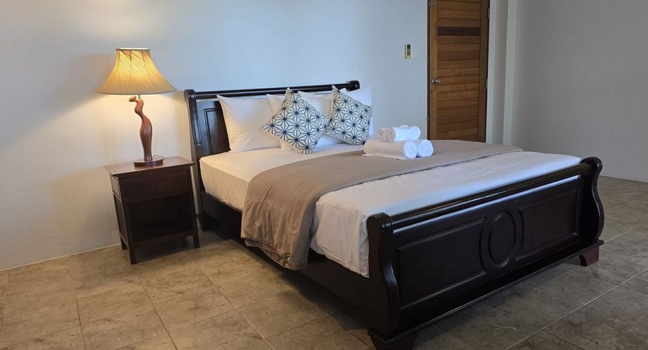 Villa en alquiler de 5 habitaciones en Mueang Phuket, Phuket