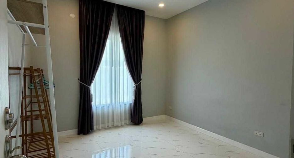 Casa en alquiler de 3 habitaciones en Cha Am, Phetchaburi