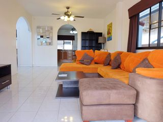 Haus zur Miete mit 2 Zimmer in Bang Lamung, Chonburi