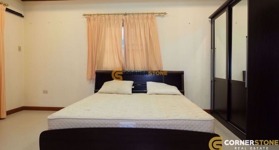 For rent 3 bedrooms house in North Pattaya, Pattaya