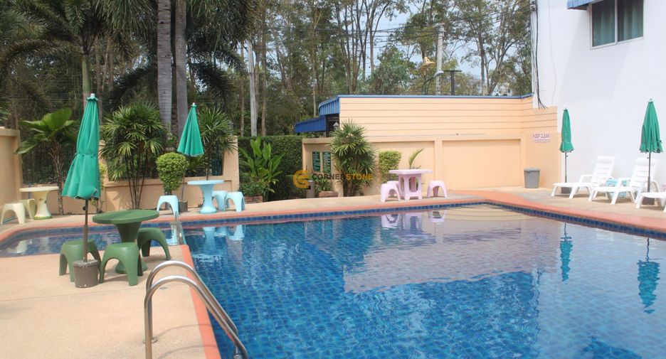Casa en alquiler de 4 habitaciones en Bang Lamung, Chonburi