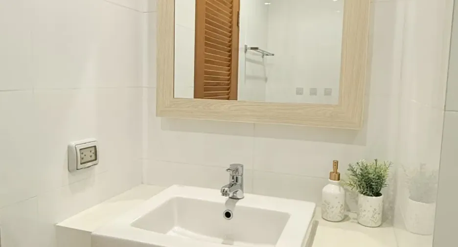 For rent 1 bed condo in Mueang Phuket, Phuket