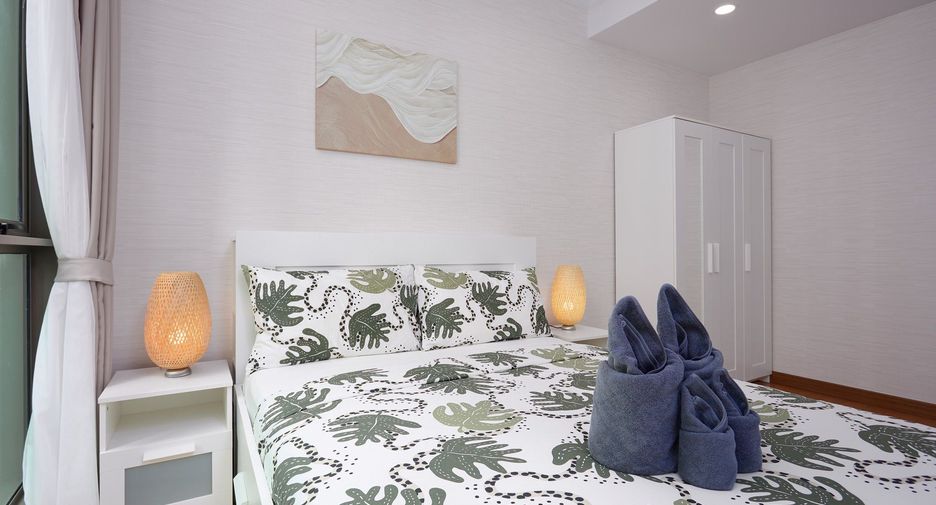 For sale 2 bedrooms condo in Watthana, Bangkok