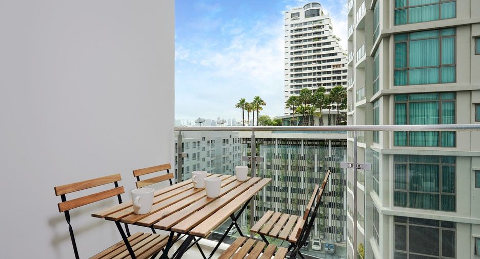 For sale 2 bedrooms condo in Watthana, Bangkok
