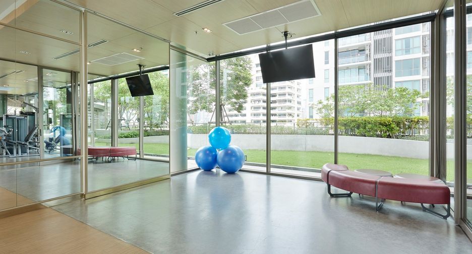 For sale 2 bedrooms condo in Watthana, Bangkok