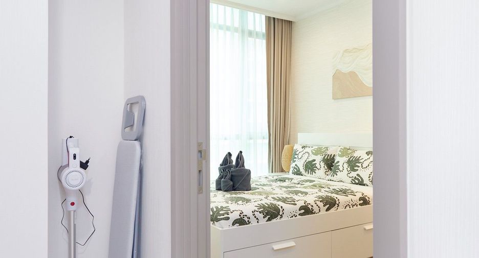 For sale 2 bedrooms condo in Watthana, Bangkok