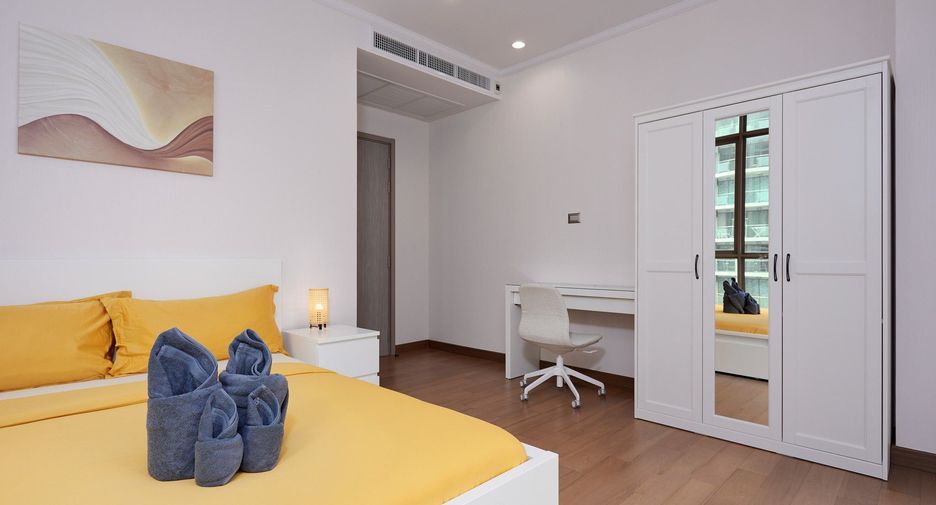 For sale 2 bedrooms condo in Watthana, Bangkok