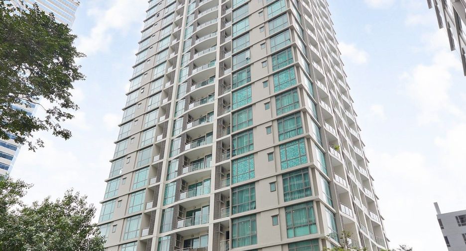 For sale 2 bedrooms condo in Watthana, Bangkok