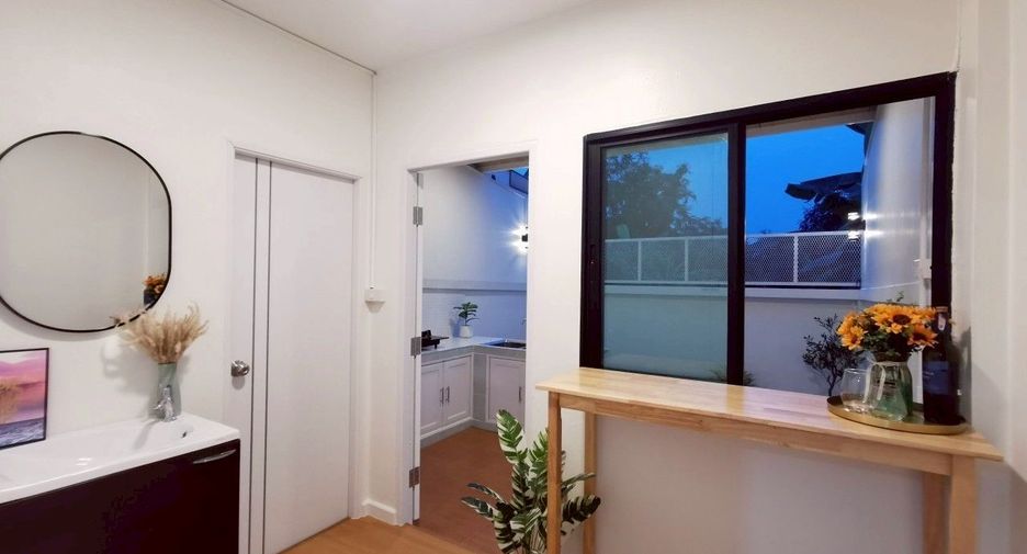 For sale 2 bedrooms townhouse in Sai Mai, Bangkok
