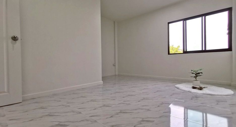 For sale 2 bedrooms townhouse in Sai Mai, Bangkok