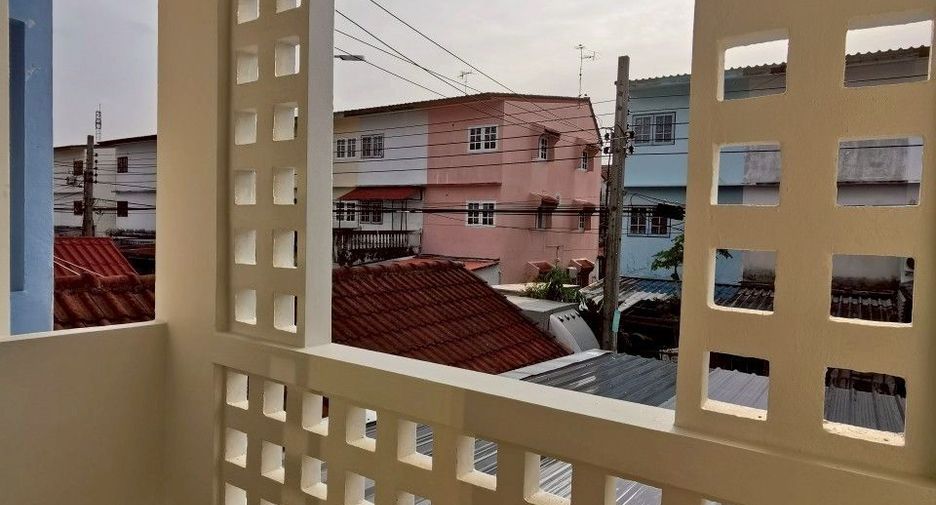 For sale 2 bedrooms townhouse in Sai Mai, Bangkok