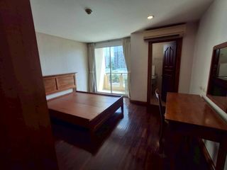 For rent 3 bedrooms apartment in Pathum Wan, Bangkok
