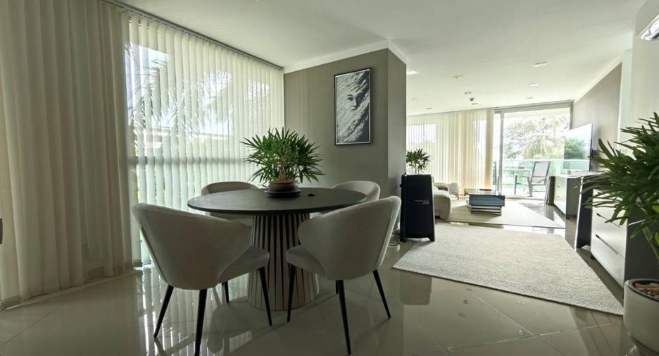 For sale 2 bedrooms condo in North Pattaya, Pattaya