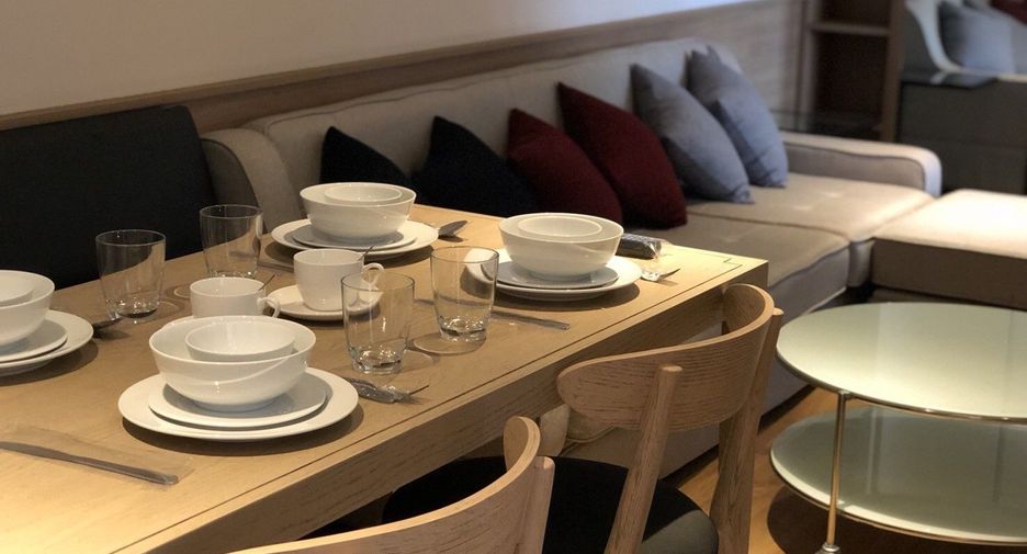 Condo en venta de 2 habitaciones en Khlong Toei, Bangkok