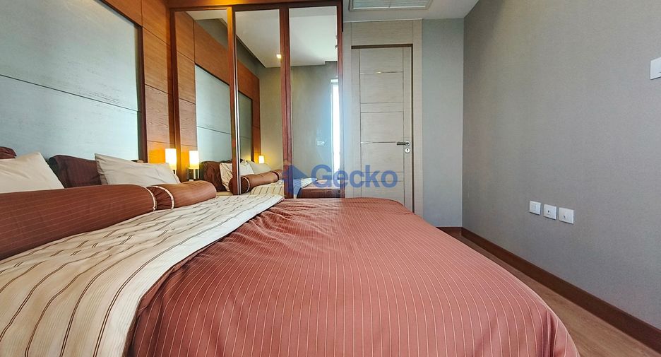 For rent 2 bedrooms condo in North Pattaya, Pattaya