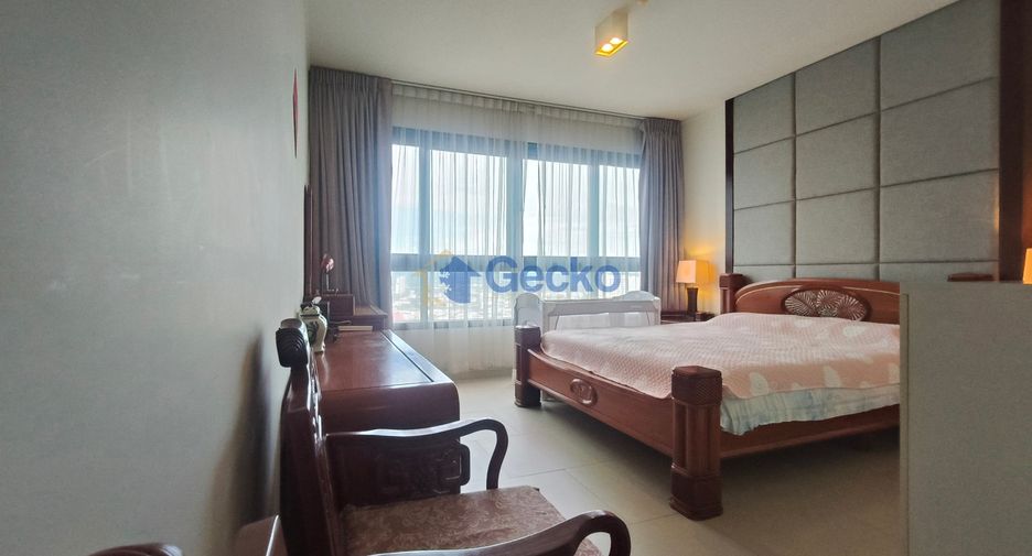 For rent 2 bedrooms condo in North Pattaya, Pattaya