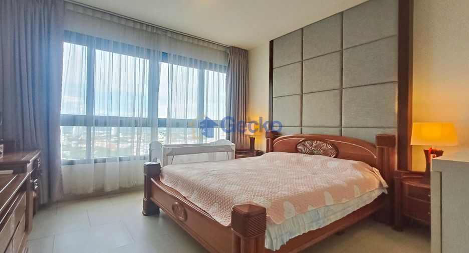 For rent 2 bedrooms condo in North Pattaya, Pattaya