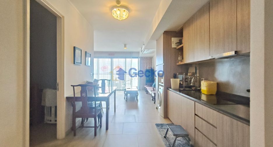 For rent 2 bedrooms condo in North Pattaya, Pattaya
