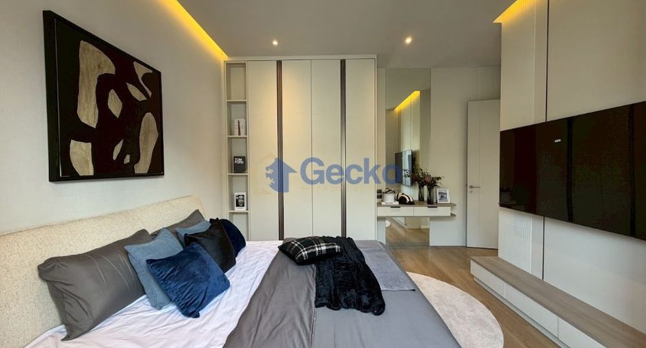 For rent 4 bedrooms house in East Pattaya, Pattaya